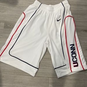Vintage Nike UConn Huskies game shorts. 2003-2006. White, size Large